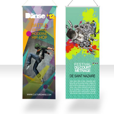 Kakémono affiche suspendue sur pieds PUBLICITAIRE