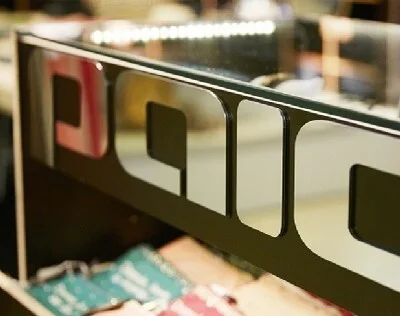 logo lettres miroir pas cher