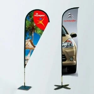 Oriflammes, drapeaux publicitaires