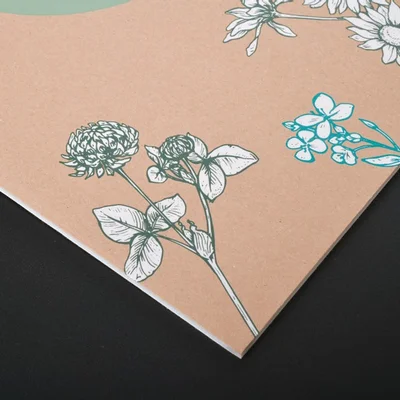 carton plume panneau publicitaire 