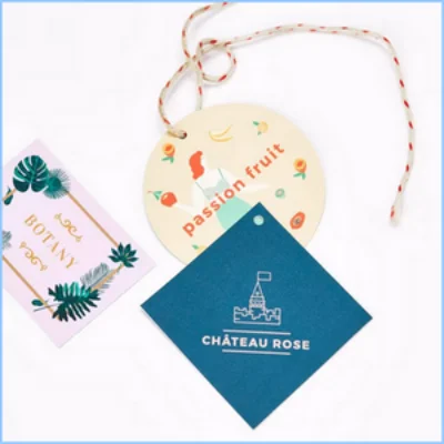 etiquettes volantes ficelles