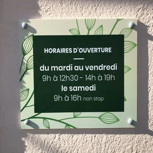 Panneau vissé Delle