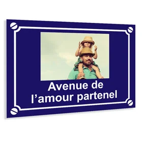 Panneau plaque numéro et nom de rue