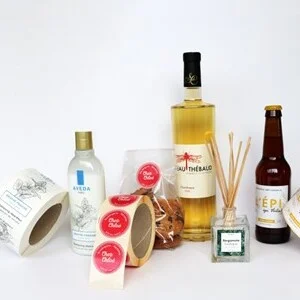 rouleaux étiquettes tout contenans bouteilles